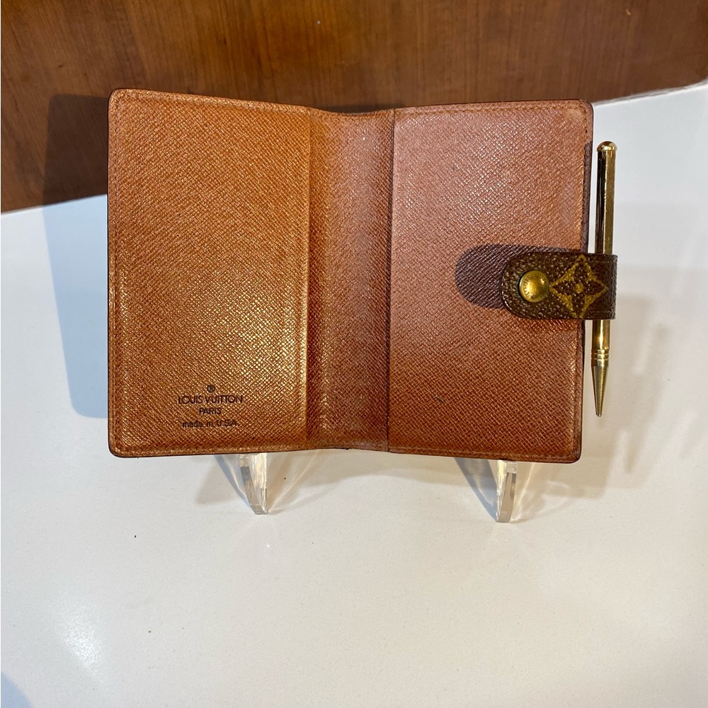 REDUCED Authentic ๐ฏ Louis Vuitton small Monogram address notebook w/ pencil. - Picture 3 of 7